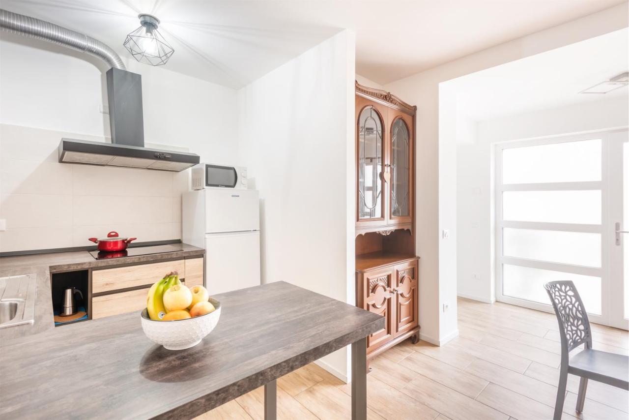 Casa Caterina, Family Terrace And Bbq Apartment Arco Bagian luar foto